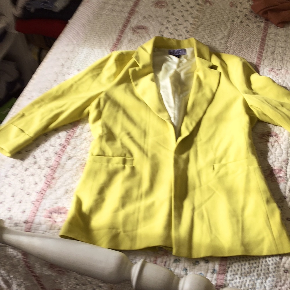 Vylette blazer